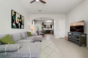 5436 Juniper Jct Ln, Austin, TX 78744 - Photo 6