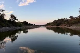 808 Rivercliff Dr, Spicewood, TX 78669 - Photo 2