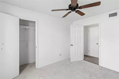 405 Lynch Street, Smithville, TX 78957 - Photo 14