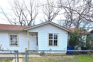 714 Mickan St, Copperas Cove, TX 76522 - Photo 2