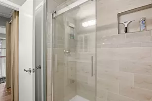 3017 Sunridge Dr, Austin, TX 78741 - Photo 32