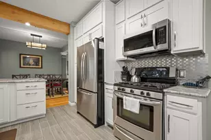 3017 Sunridge Dr, Austin, TX 78741 - Photo 16