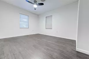 110 W St Johns Ave, Austin, TX 78752 - Photo 22