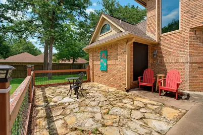 711 Brazos Avenue, Rockdale, TX 76567 - Photo 2