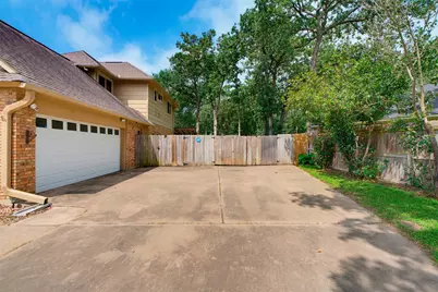 711 Brazos Avenue, Rockdale, TX 76567 - Photo 34