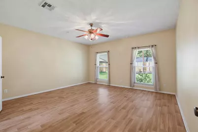 711 Brazos Avenue, Rockdale, TX 76567 - Photo 14