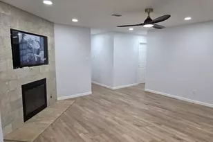 4803 Peach Grove Rd, Austin, TX 78744 - Photo 14