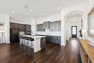 310 Westfield St, Hutto, TX 78634 - Photo 6