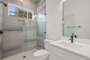 2709 Bristol Dr, Austin, TX 78723 - Photo 12