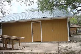 936 Fm 1185, Lockhart, TX 78644 - Photo 36