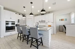 425 Purple Heart Dr, Buda, TX 78610 - Photo 12