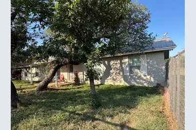 223 County Road 303, Bertram, TX 78605 - Photo 4