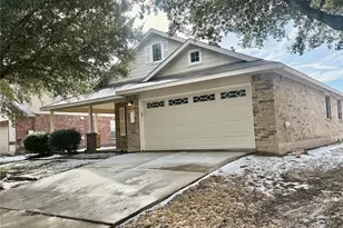 12820 Waynespur Ln, Elgin, TX 78621 - Photo 26