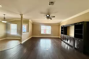 12820 Waynespur Ln, Elgin, TX 78621 - Photo 6