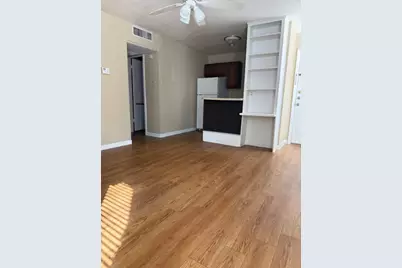 1000 W 26th Street #104, Austin, TX 78705 - Photo 2