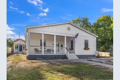 1011 Porter Street, Taylor, TX 76574 - Photo 2