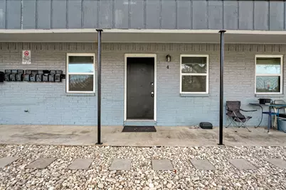 306 Calhoun Drive, Rockdale, TX 76567 - Photo 4