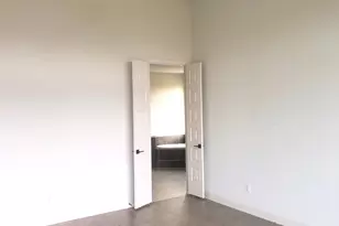 205 Roseleaf Ct, Liberty Hill, TX 78642 - Photo 18