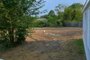 1227 Hwy 71 W, Smithville, TX 78957 - Photo 28