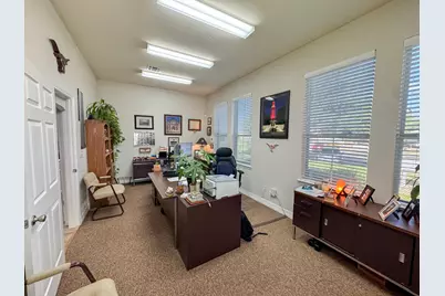600 Round Rock West Drive #401, Round Rock, TX 78681 - Photo 6