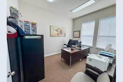 600 Round Rock West Drive #401, Round Rock, TX 78681 - Photo 4
