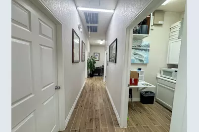 600 Round Rock West Drive #401, Round Rock, TX 78681 - Photo 8