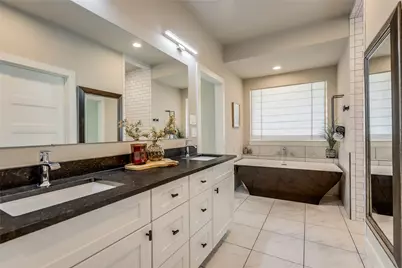 20702 Post Oak Drive, Lago Vista, TX 78645 - Photo 18