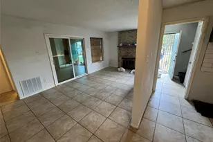 2904 Sweeney Ln, Austin, TX 78723 - Photo 4