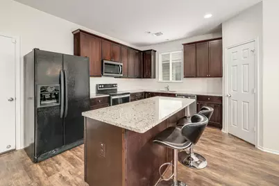 317 Bedford Falls Lane, Jarrell, TX 76537 - Photo 10