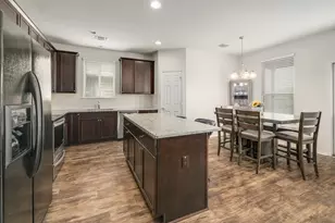 317 Bedford Falls Ln, Jarrell, TX 76537 - Photo 12