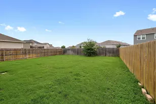317 Bedford Falls Ln, Jarrell, TX 76537 - Photo 30