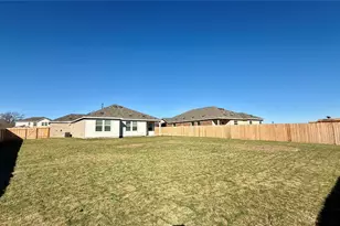 205 Corniche Cir, Hutto, TX 78634 - Photo 20