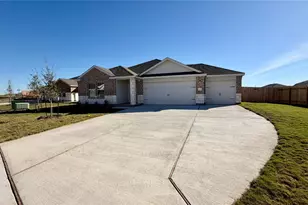 205 Corniche Cir, Hutto, TX 78634 - Photo 1