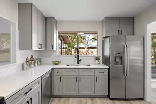 202 S Lake Creek Dr, Round Rock, TX 78681 - Photo 6