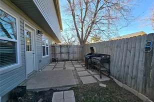 8810 Springmail Circle Circle, Austin, TX 78729 - Photo 16