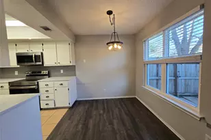 8810 Springmail Circle Circle, Austin, TX 78729 - Photo 4