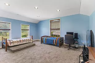 401 Twin Springs Rd, Georgetown, TX 78633 - Photo 20