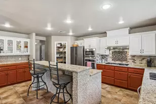401 Twin Springs Rd, Georgetown, TX 78633 - Photo 12