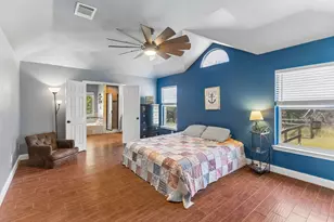 401 Twin Springs Rd, Georgetown, TX 78633 - Photo 16