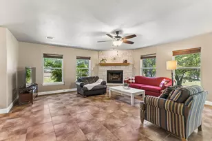 401 Twin Springs Rd, Georgetown, TX 78633 - Photo 8