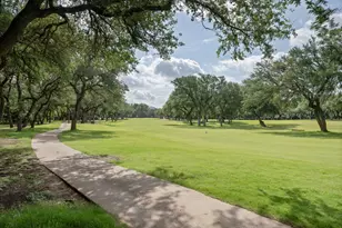 29 Meadows End, Georgetown, TX 78628 - Photo 32