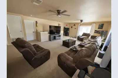 9218 Mirecourt, San Antonio, TX 78250 - Photo 6