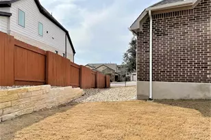 156 Santa Maria St, Georgetown, TX 78628 - Photo 36