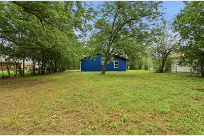 827 Clearfork Street, Lockhart, TX 78644 - Photo 26