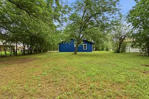 827 Clear Fork St, Lockhart, TX 78644 - Photo 26