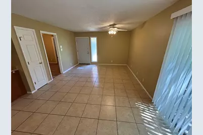 417 Live Oak Street, Kyle, TX 78640 - Photo 2