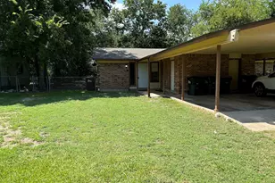 417 Live Oak St, Kyle, TX 78640 - Photo 1