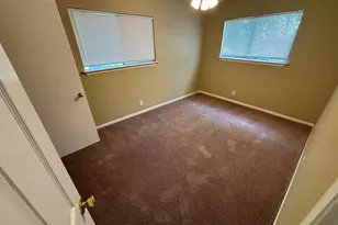 417 Live Oak St, Kyle, TX 78640 - Photo 10