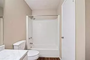 301 Craddock Ave, San Marcos, TX 78666 - Photo 6