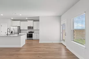 9312 Gladsome Path, Manor, TX 78653 - Photo 6
